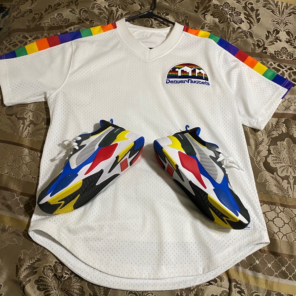 Jersey with matching shoes
